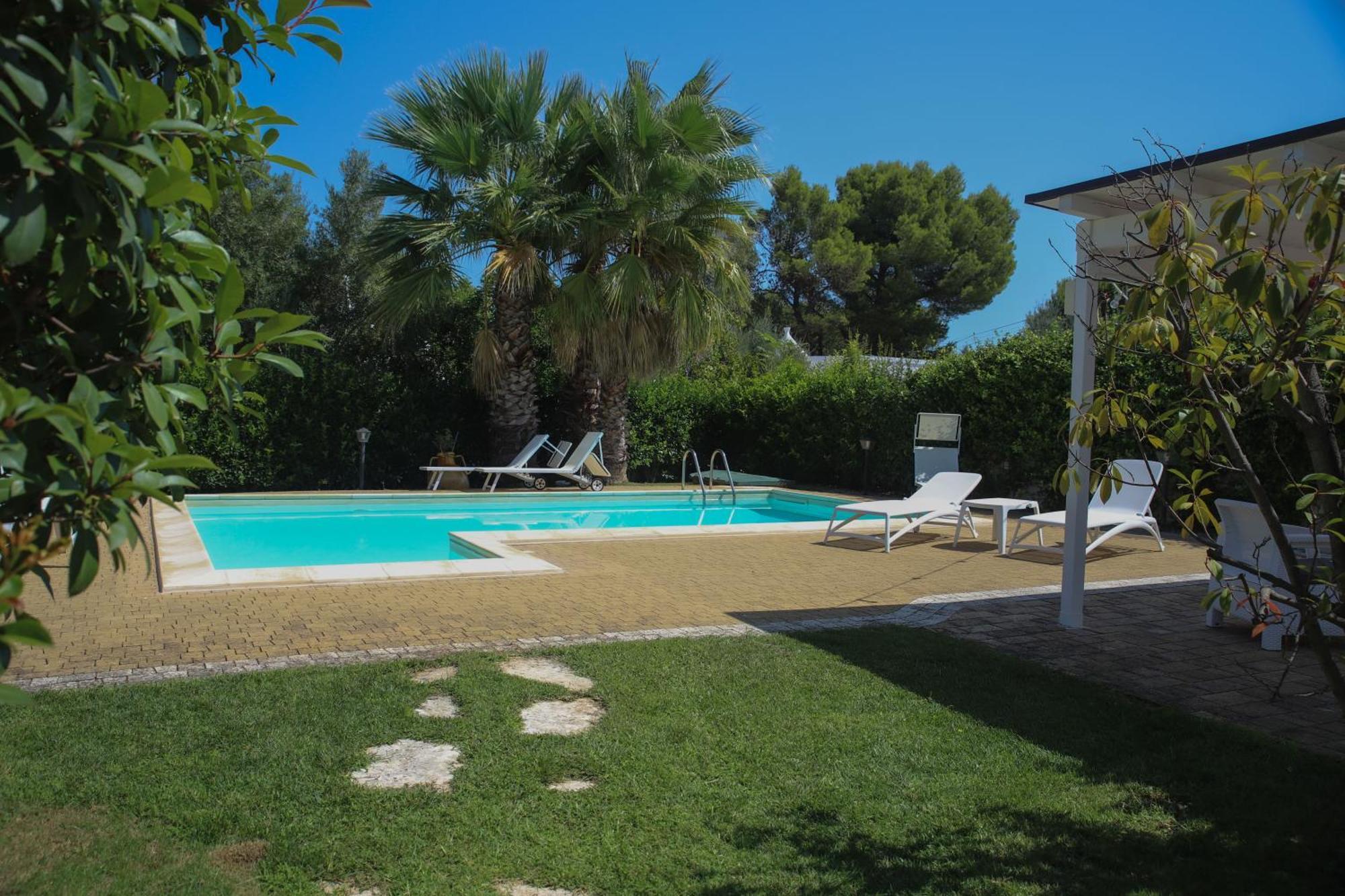 Villa Arisa With Pool Сельва-ді-Фазано Екстер'єр фото